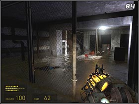 Run downstairs and join up with Alyx - Lowlife - Walkthrough - Half-Life 2: Episode One - Game Guide and Walkthrough