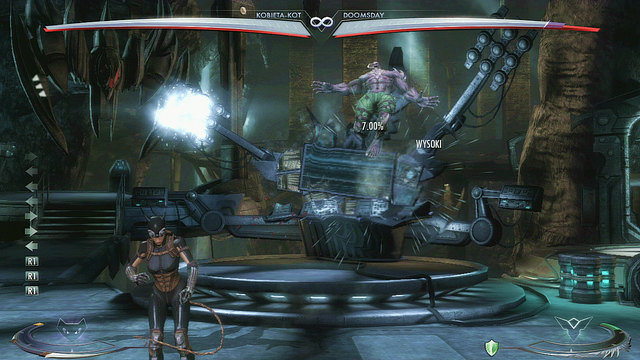 In the middle of the arena, in the background, there's Batman's computer - Batcave - Arenas - Injustice: Gods Among Us - Game Guide and Walkthrough
