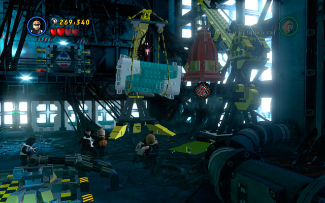 When the enemy is hardly alive, turn right and approach to the crane - Exploratory Laboratory - Walkthrough - LEGO Marvel Super Heroes - Game Guide and Walkthrough