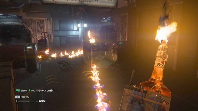 Molotov is a perfect weapon against the Alien - How to survive on hard - Alien: Isolation - Game Guide and Walkthrough