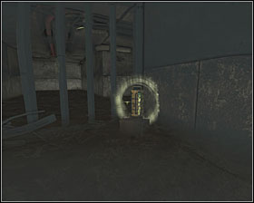 When you will be in the Gateway go into the tunnel that is located near the Marlow ship - Canisters - Jungle - Canisters - Aliens vs Predator - Game Guide and Walkthrough