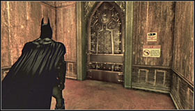 Before you leave this area you might also want to visit the bathrooms, because you'll encounter a new thug there - Walkthrough - Arkham Mansion - part 4 - Walkthrough - Batman: Arkham Asylum - Game Guide and Walkthrough