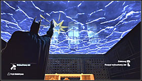 Now prepare the Remote Electric Charge and use it on the nearby industrial engine #1 to set the elevator in motion - Rescue remaining undercover GCPD officers in the Museum - Main story - Batman: Arkham City - Game Guide and Walkthrough