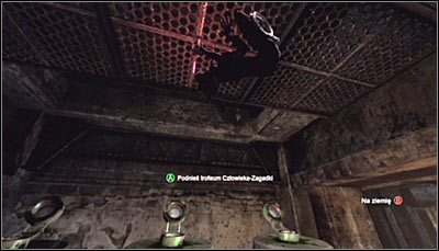 Use Ceiling Climb skill by pressing RB and collect the Trophy (screen above) - Catwoman trophies - Amusement Mile - Batman: Arkham City - Game Guide and Walkthrough
