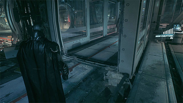 The box will destroy one of the glass walls once you make the airship swing hard enough - Find Scarecrow onboard the second airship - Main story - Batman: Arkham Knight - Game Guide and Walkthrough