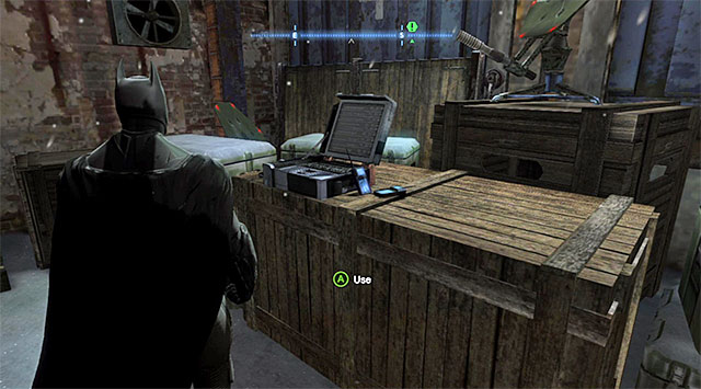 The radio that you are looking for is in the spot shown in the above screenshot - Collect second SIM Card to triangulate Penguins position - Main storyline - Batman: Arkham Origins - Game Guide and Walkthrough