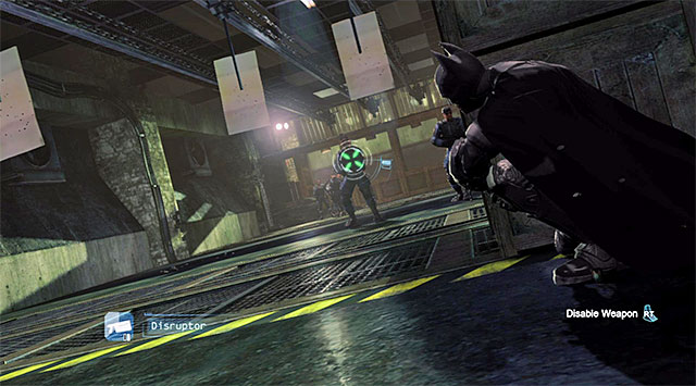 You can use the disruptor to sabotage the enemy weapons - Escape the GCPD - Main storyline - Batman: Arkham Origins - Game Guide and Walkthrough