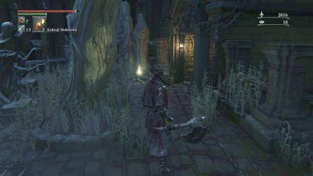 Behind the corpse on the right you will find a ladder. If you will use it you will unlock a shortcut. - Old Yharnam - Walkthrough - Bloodborne - Game Guide and Walkthrough