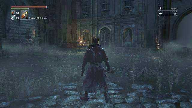 On the bottom you will be attacked by three weaker enemies however avoid being surrounded since they may interrupt your attacks - Old Yharnam - Walkthrough - Bloodborne - Game Guide and Walkthrough