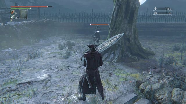 You can ambush the enemy from behind by slowly going around the tree. - Byrgenwerth - Walkthrough - Bloodborne - Game Guide and Walkthrough