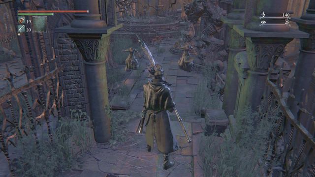 Before you enter the center of the court, defeat enemies that can be found on both sides. - Yahargul, Unseen Village - Walkthrough - Bloodborne - Game Guide and Walkthrough