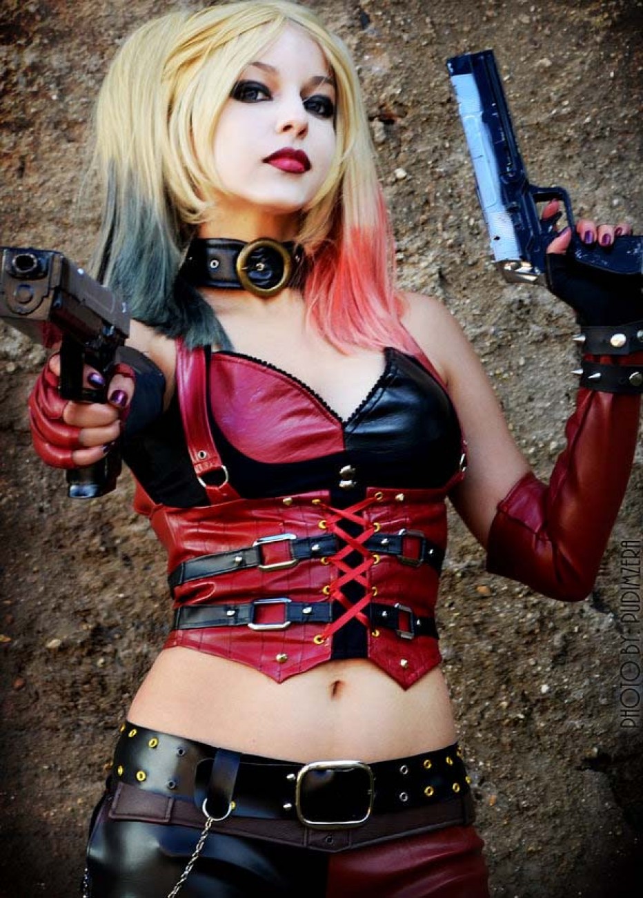 Harley-Quinn-Cosplay-Gamers-Heroes-35.jpg