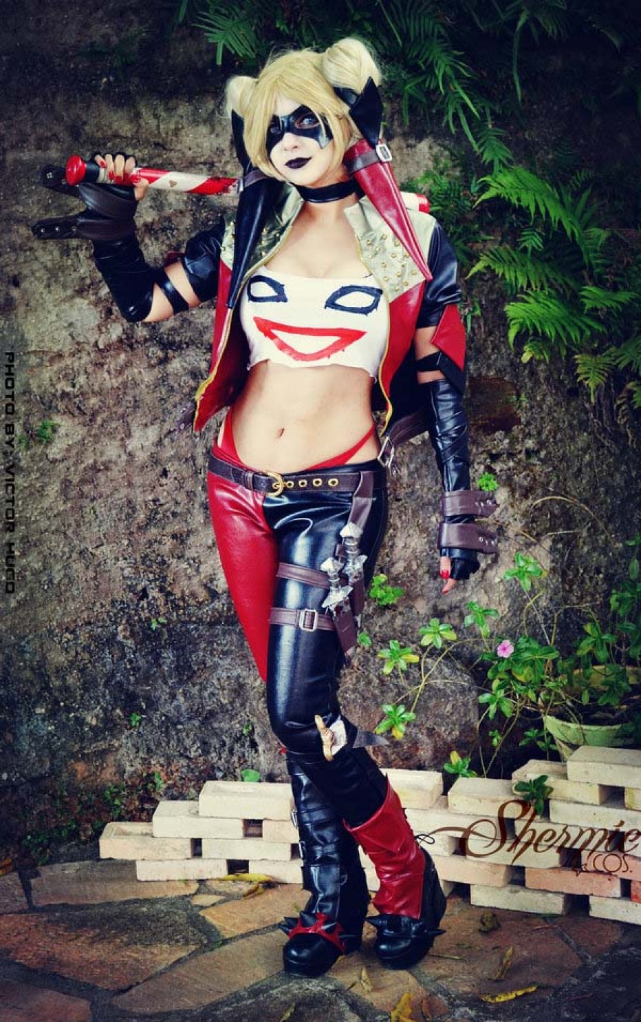 Harley-Quinn-Cosplay-Gamers-Heroes-25.jpg