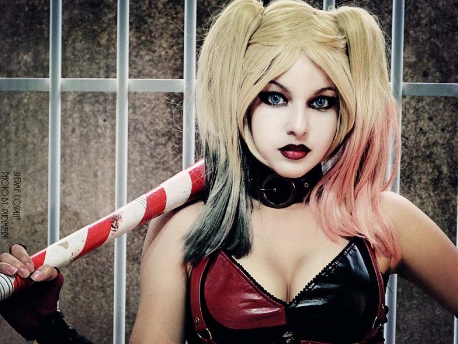 Harley-Quinn-Cosplay-Gamers-Heroes-22.jpg