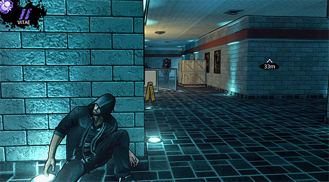A guard appearing near the junction - Harding Museum - main hall - Chapter 1 - DARK - Game Guide and Walkthrough