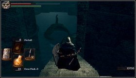 Go left, between columns - New Londo Ruins - p. 1 - Walkthrough - Dark Souls - Game Guide and Walkthrough