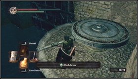 Once inside, look for a crate and open it with the Key for the Seal - New Londo Ruins - p. 2 - Walkthrough - Dark Souls - Game Guide and Walkthrough