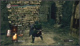 Behind the slime, another monster is lurking - New Londo Ruins - Lower level - Walkthrough - Dark Souls - Game Guide and Walkthrough