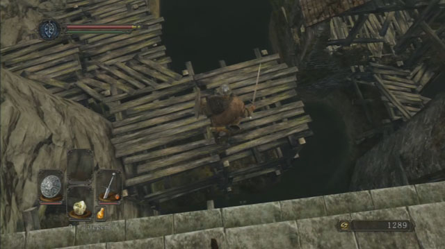 Jump down onto the platform - Forest Of The Fallen Giants (II) - Walkthrough - Dark Souls II - Game Guide and Walkthrough