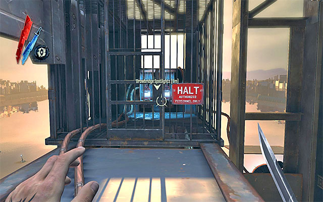 Your destination now, is the cage shown in the above screenshot - Deactivating the drawbridge spotlights - Mission 4 - The Royal Physician - Dishonored - Game Guide and Walkthrough