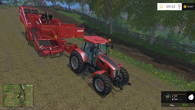 The width of this harvester considerably slows down the process. - Sugar beets and potatoes - Plants - Farming Simulator 15 - Game Guide and Walkthrough