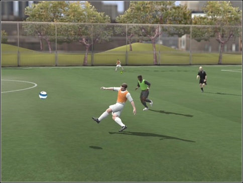 Long ball is good choice when you plan a counterattack - Passes - Controls - FIFA 08 - Game Guide and Walkthrough