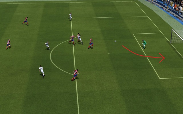 The finesse shot is a perfect choice for players with appropriate technical skills who can precisely send the ball into the specific corner of the goal - Shots - Basic pieces of play - FIFA 14 - Game Guide and Walkthrough