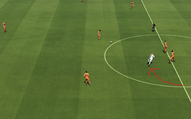 Overtaking an enemy is a hard technique which requires you to foresee the possible variants of the enemy's behavior - Advanced defence techniques - Defense - FIFA 14 - Game Guide and Walkthrough