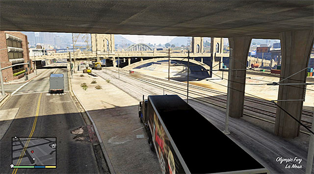 Ignore the fact that Lazlows car is in the safe distance from your truck, because this chase cannot end too early - 22: Fame or Shame - Main missions - Grand Theft Auto V - Game Guide and Walkthrough