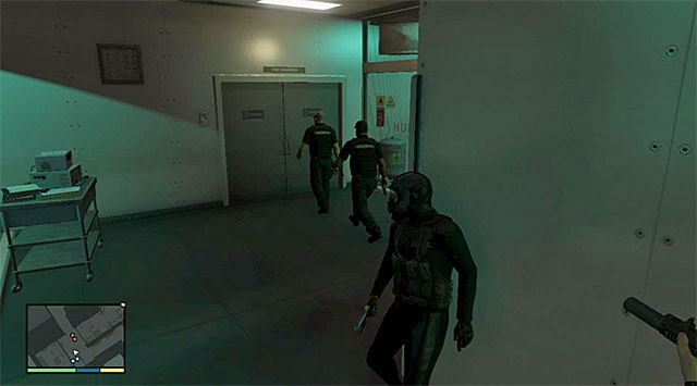 You can either hide r eliminate the patrolmen - 56: Monkey Business - Main missions - Grand Theft Auto V - Game Guide and Walkthrough