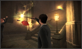 Pick up the red bag on the left [1] and catch [2] every one of the five books that are flying around the room - Mon Ron - Walkthrough - Harry Potter and the Half-Blood Prince - Game Guide and Walkthrough