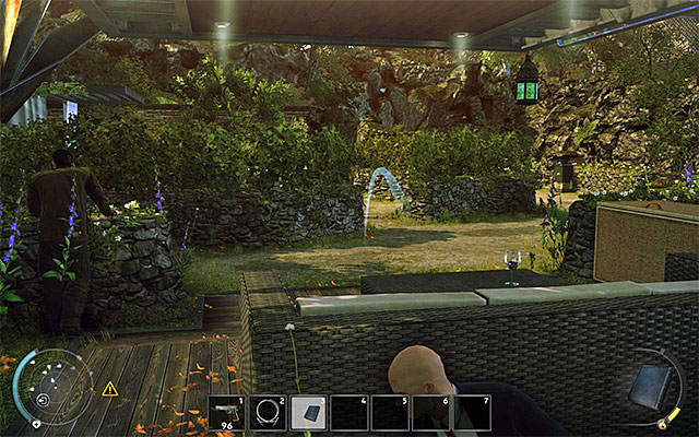 The best way to safely walk through the garden is heading towards the left shed shown on the above screen - Gardens - 1: Personal Contract - Hitman: Absolution - Game Guide and Walkthrough