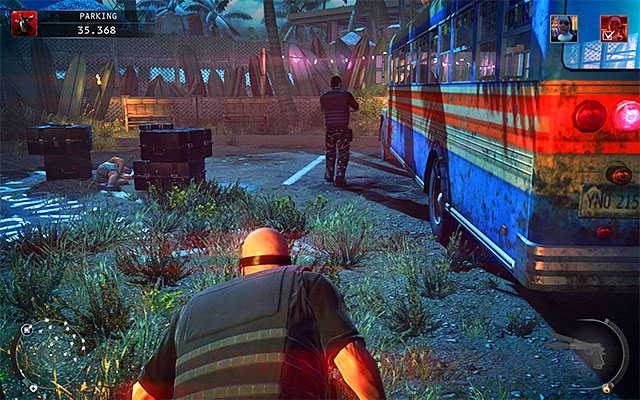 If youve decided to hide behind cars, then eventually youll get to a much bigger bus (screen above) - Parking - Reaching the area patrolled by Heather McCarthy - 14: Attack of the Saints - Hitman: Absolution - Game Guide and Walkthrough