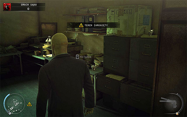 An interesting place is a small storage shown on the above screen, where you can find a big crate - Courthouse - Exploring the courthouse - 15: Skurkys Law - Hitman: Absolution - Game Guide and Walkthrough