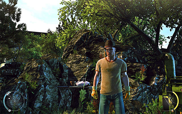Gardener disguise is the easiest one to obtain, because you can pick it up during the Greenhouse stage - 1: Personal Contract - Challenges - Hitman: Absolution - Game Guide and Walkthrough