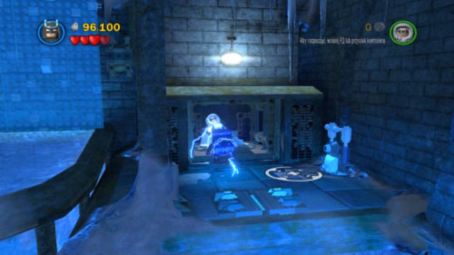 Jump to the small room under you, pull the lever and push the green brick which will shows in the center of the room - Asylum Assignment - Walkthrough - LEGO Batman 2: DC Super Heroes - Game Guide and Walkthrough