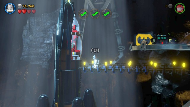 After hacking the computer, the machine will put the last piece of the rocket in its place, and you can go to the bridge and fly off - Space Suits You, Sir! - Walkthrough - LEGO Batman 3: Beyond Gotham - Game Guide and Walkthrough