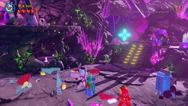 Get to the center of the area, where you will find glass crystals - Power of Love - Walkthrough - LEGO Batman 3: Beyond Gotham - Game Guide and Walkthrough