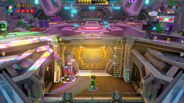 The eight Minikit is located on the arena where you fight Joker - Minikits - Space Station Infestation - secrets - LEGO Batman 3: Beyond Gotham - Game Guide and Walkthrough
