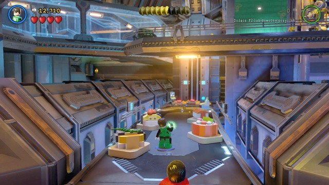 You can obtain the fifth Minikit by destroying five brick-meals left by the snakes that block the way - Minikits - The Big Grapple - secrets - LEGO Batman 3: Beyond Gotham - Game Guide and Walkthrough
