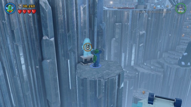 You will find the second one on a rock near a gold wall - Minikits - Breaking the Ice - secrets - LEGO Batman 3: Beyond Gotham - Game Guide and Walkthrough