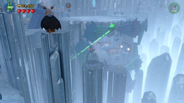 Go onto the rock that you can see in the picture and switch to Batman - Characters - Breaking the Ice - secrets - LEGO Batman 3: Beyond Gotham - Game Guide and Walkthrough