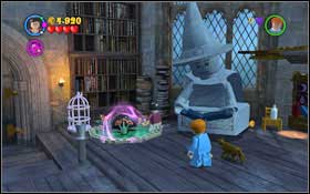 Put on the Invisibility Cloak and approach the books jumping round the room - Walkthrough - Year 1 Part 2 - Walkthrough - LEGO Harry Potter: Years 1-4 - Game Guide and Walkthrough