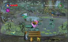 Use (WL) on the lily pads to enlarge them #1 - Walkthrough - Year 3 Part 1 - Walkthrough - LEGO Harry Potter: Years 1-4 - Game Guide and Walkthrough