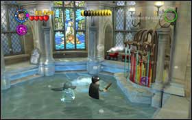 Use the cloud (WL) by the column on the siren to fill the stained-glass windows with water #1 - Walkthrough - Year 4 Part 2 - Walkthrough - LEGO Harry Potter: Years 1-4 - Game Guide and Walkthrough