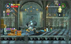 Hufflepuff (yellow): Use (RD) on the silver handle by the fountain and turn on the water (WL) - Bonuses - Year 1 - Walkthrough - LEGO Harry Potter: Years 1-4 - Game Guide and Walkthrough