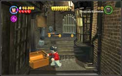 Harry (Sweater): Right before the end of the alley, right next the chain in the chest - Bonuses - Year 2 - Walkthrough - LEGO Harry Potter: Years 1-4 - Game Guide and Walkthrough