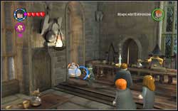 Molly Weasley: Next to the prefects' table, on the left, you will find a food tray - use (RD) on it - Bonuses - Hogwarts - Walkthrough - LEGO Harry Potter: Years 1-4 - Game Guide and Walkthrough