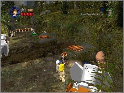 Dig up the glowing object on the right side - Chapter 2 - Pankot Secrets - part 1 - The Temple of Doom - LEGO Indiana Jones: The Original Adventures - Game Guide and Walkthrough