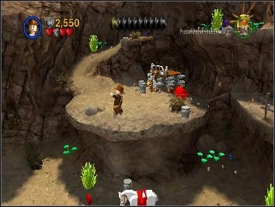 Now you can't hit your enemy - Chapter 5 - Desert Ambush - The Last Crusade - LEGO Indiana Jones: The Original Adventures - Game Guide and Walkthrough